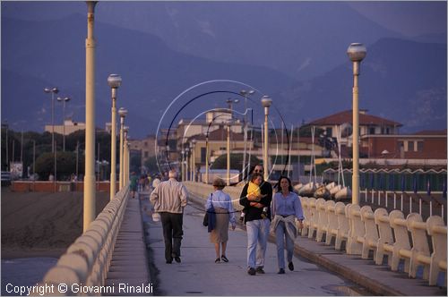 ITALY - TUSCANY - TOSCANA - Forte dei Marmi (LU) - sul lungo molo