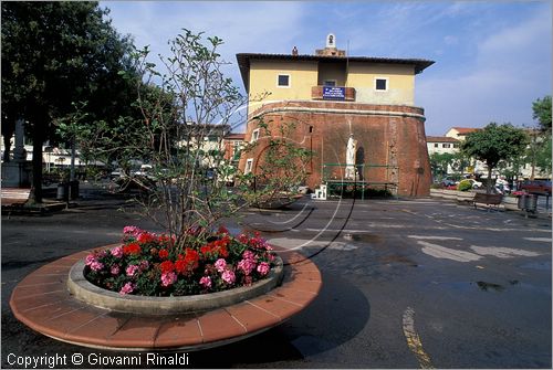 ITALY - TUSCANY - TOSCANA - Forte dei Marmi (LU) - Piazza Garibaldi - il Forte