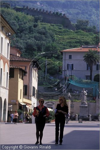 ITALY - TUSCANY - TOSCANA - Pietrasanta (LU) - Piazza del Duomo