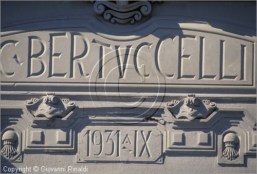 ITALY - TUSCANY - TOSCANA - VIAREGGIO (LU) - particolare del bagno Bertuccelli - architettura liberty