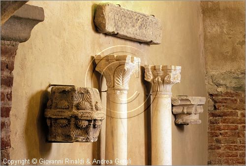 ITALY - ANGHIARI (AR) - Museo Statale di Palazzo Taglieschi - Sala I - frammenti locali di varie epoche