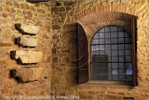 ITALY - ANGHIARI (AR) - Museo Statale di Palazzo Taglieschi - Sala IV (Sala delle Grotte) - Mensole di camino del secolo XV-XVI