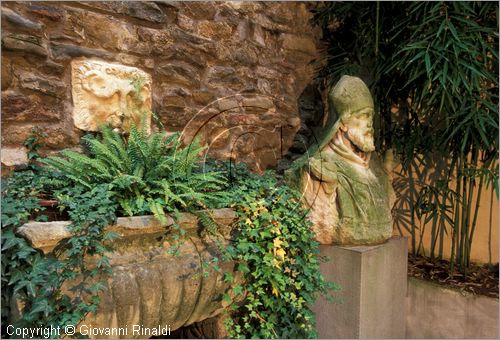 ITALY - AREZZO
Casa Museo Ivan Bruschi
piano terra: Cortile delle Vasche