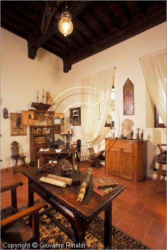 ITALY - AREZZO
Casa Museo Ivan Bruschi
secondo piano terra: Studiolo
veduta della sala