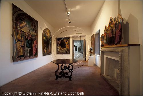 ITALY - FANO (PS) - Museo Civico e Pinacoteca nel Palazzo Malatestiano - Sala del Caminetto con le opere più antiche