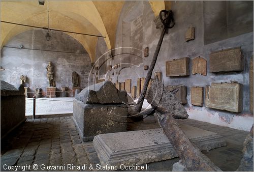 ITALY - FANO (PS) - Museo Civico e Pinacoteca nel Palazzo Malatestiano - sottoportico
