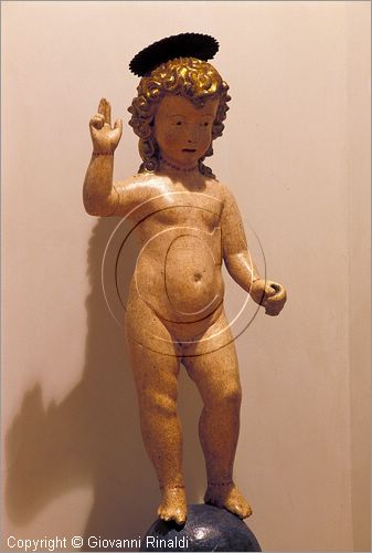 ITALY - MONTALCINO (SI) - Museo Civico e Diocesano d'Arte Sacra: sala I - Ges Bambino Benedicente di Scultore Fiorentino del primo quarto del '500