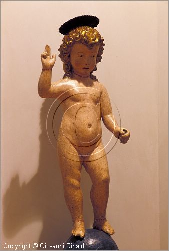 ITALY - MONTALCINO (SI) - Museo Civico e Diocesano d'Arte Sacra: sala I - Gesù Bambino Benedicente di Scultore Fiorentino del primo quarto del '500