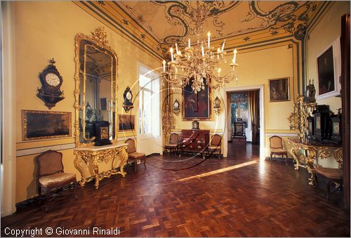ITALY - NERVI (GE) - Museo Giannettino Luxoro - salone ricco di arredi del sei e del settecento