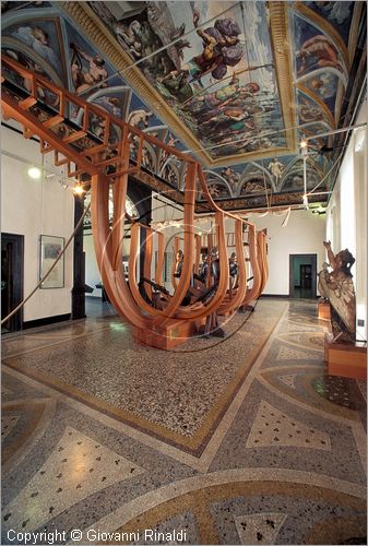 ITALY - Genova Pegli - Museo Navale - Salone degli Argonauti con l'ossatura (chiglia e ordinate) del Navis, nave mediterranea rinascimentale