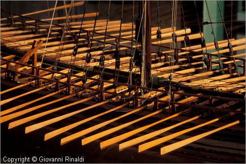 ITALY - Genova Pegli - Museo Navale - Sala di Giasone e Medea - modellino didattico di galea costruita nell'arsenale di Genova