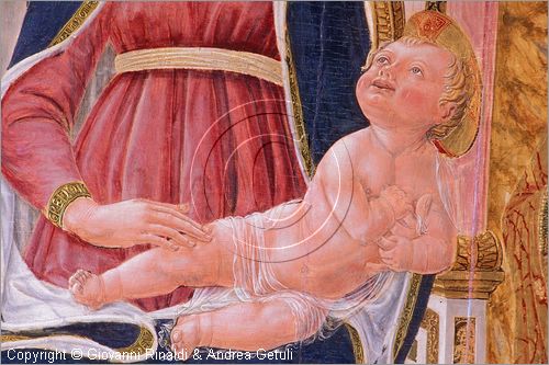 ITALY - PIENZA (SI) - Museo Diocesano d'Arte Sacra - sala 5: Grande tavola di Lorenzo di Pietro detto il Vecchietta, Madonna col Bambino tra i Santi Biagio, Giovanni Battista, Nicola e Floriano (1460-62) - particolare