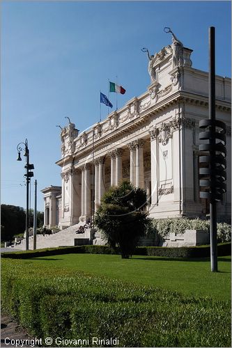 ITALY - ROMA - Galleria d'Arte Moderna - veduta esterna della facciata