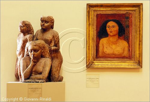 ITALY - ROMA - Galleria d'Arte Moderna - Novecento - Gli anni '30 - Regime e dissenso - da sinistra: "le tre sorelle" (1936) e "ritratto di giovane donna" (1928) di Antonietta Raphael Mafai