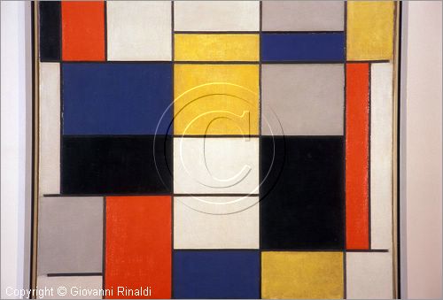 ITALY - ROMA - Galleria d'Arte Moderna - Novecento - Il tempo delle avanguardie - "Grande composizione A con nero, rosso, giallo e blu" (1919) di Piet Mondrian