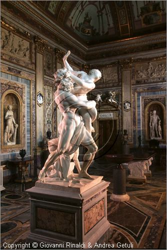 ROMA
Galleria Borghese
Sala degli Imperatori
"Pluto e Proserpina" di Gian Lorenzo Bernini