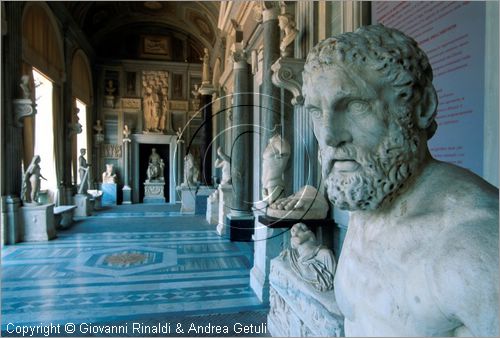 ROMA
Galleria Borghese
Portico