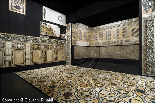 ITALY - LAZIO - ROMA - ROME - Museo dell'Alto Medioevo (ex Palazzo delle Scienze dell'EUR) - Opus Sectile di Porta Marina di Ostia Antica - la straordinaria decorazione a intarsio di marmi colorati che ornava la sala di rappresentanza di una domus monumentale - veduta generale