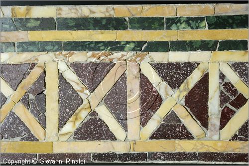 ITALY - LAZIO - ROMA - ROME - Museo dell'Alto Medioevo (ex Palazzo delle Scienze dell'EUR) - Opus Sectile di Porta Marina di Ostia Antica - la straordinaria decorazione a intarsio di marmi colorati che ornava la sala di rappresentanza di una domus monumentale - particolare non collocato