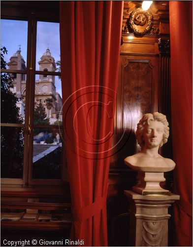 ROMA
"Keats-Shelley Memorial House"
museo dedicato alla memoria dei due poeti inglesi nella casa dove visse per qualche mese e morì John Keats
in piazza di Spagna
