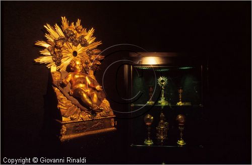 ROMA
San Pietro in Vaticano
Museo del Tesoro di San Pietro
Ges Bambino in bronzo dorato
veniva utilizzato per il presepe in San Pietro