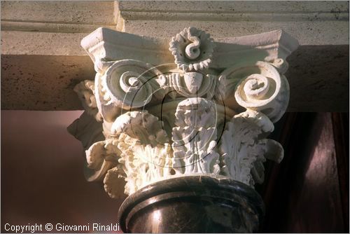 ROMA
Pinacoteca Capitolina
Galleria Cini
particolari architettonici della sala