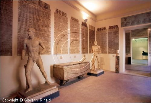 ROMA
Pinacoteca Capitolina
corridoio di accesso con i fasti consolari