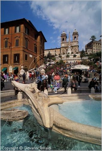 piazzadispagna0009.jpg