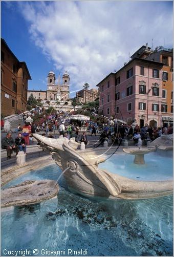 piazzadispagna0010.jpg