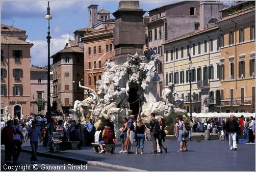 piazzanavona0010.jpg