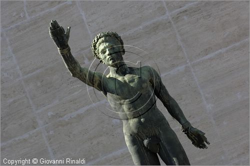 ITALY - ROMA - EUR - Palazzo degli Uffici - statua del Genio dello Sport