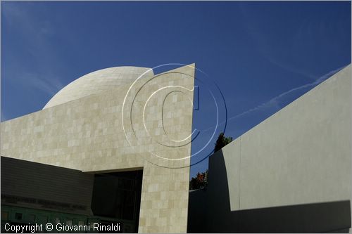 ITALY - ROME - ROMA - Quartiere della Magliana - Chiesa del Santo Volto di Ges (Piero Sartogo e Nathalie Grenon - 2006) - veduta esterna