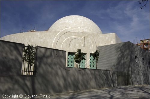 ITALY - ROME - ROMA - Quartiere della Magliana - Chiesa del Santo Volto di Ges (Piero Sartogo e Nathalie Grenon - 2006) - veduta esterna