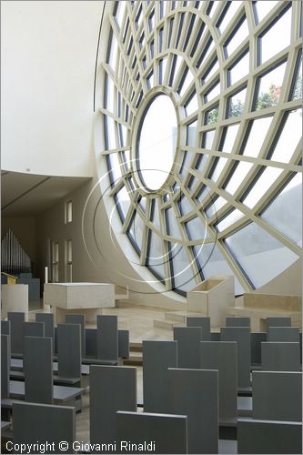 ITALY - ROME - ROMA - Quartiere della Magliana - Chiesa del Santo Volto di Gesù (Piero Sartogo e Nathalie Grenon - 2006) - veduta interna