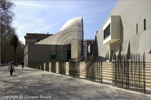 ITALY - ROME - ROMA - Quartiere della Magliana - Chiesa del Santo Volto di Ges (Piero Sartogo e Nathalie Grenon - 2006) - veduta esterna