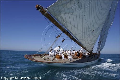 asw08_G813911.jpg