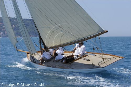asw08_G815542.jpg