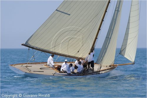 asw08_G815584.jpg