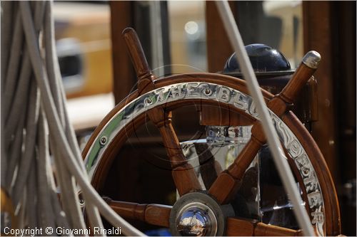 asw08_G815208.jpg