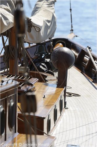 asw08_G815215.jpg