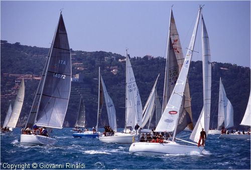 pasquavela03_ita8111_01.jpg