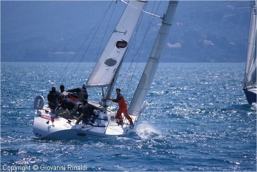 pasquavela03_ita8111_02.jpg
