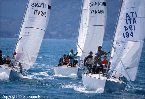 pasquavela03_j24_ita194_02.jpg