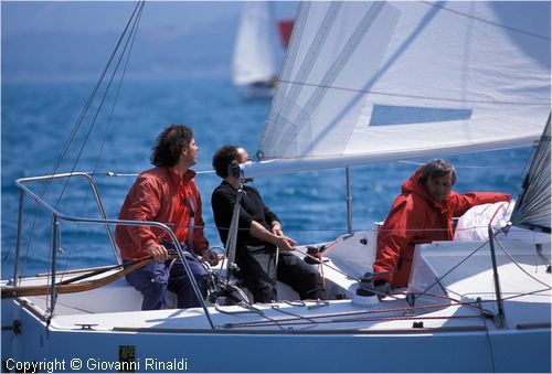 pasquavela03_j24_ita200_02.jpg