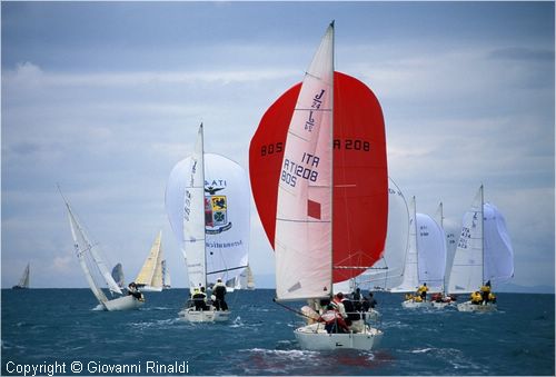 pasquavela03_j24_ita208_02.jpg