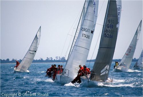 pasquavela03_j24_ita245_02.jpg