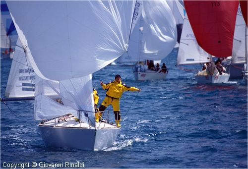 pasquavela03_j24_ita470_01.jpg