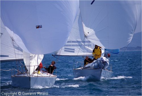 pasquavela03_j24_ita470_02.jpg