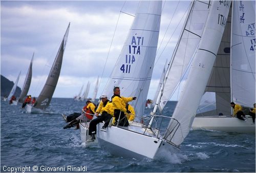 pasquavela03_j24_ita484_01.jpg