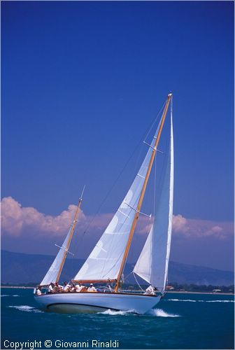 sailweek99_0058.jpg
